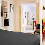 Re Federico Boutique سيراكوزا