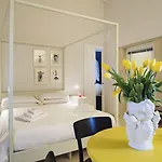 Re Federico Boutique شقة فندقية