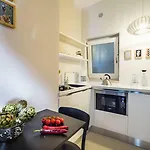 Re Federico Boutique شقة فندقية 4*