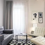 شقة فندقية Re Federico Boutique 4*