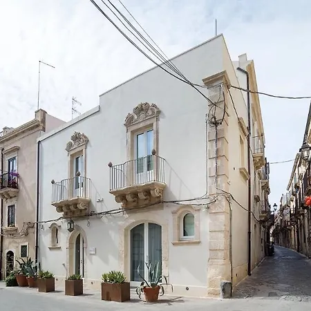 Aparthotel Re Federico Boutique Hotel