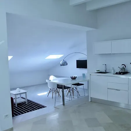 Re Federico Boutique Hotel Aparthotel 3*