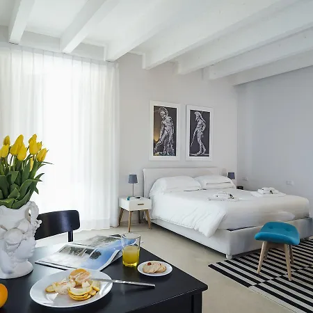 Re Federico Boutique Hotel 3*