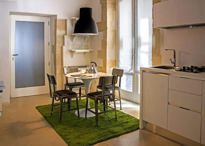 Re Federico Boutique Apartahotel 4*