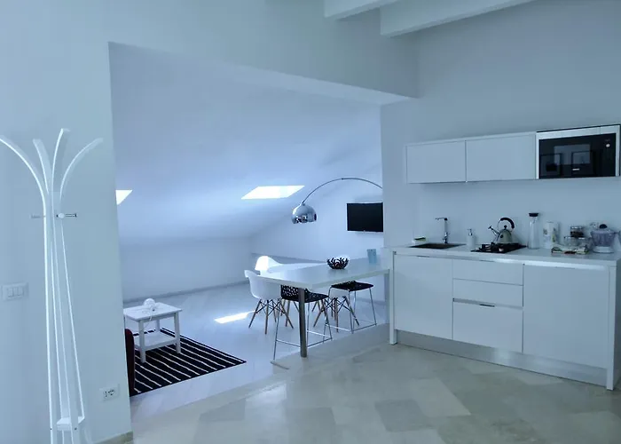 Re Federico Boutique Apartahotel 4*